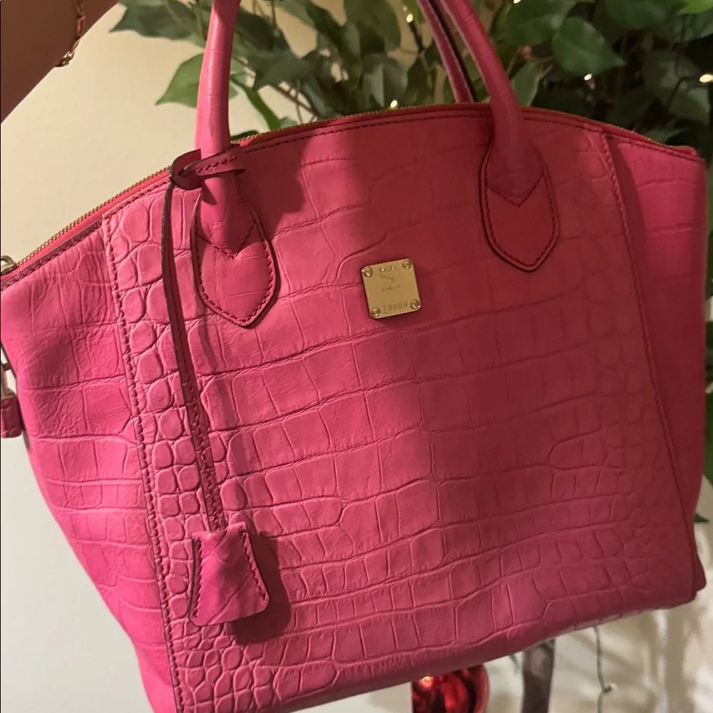 MCM Pink Croc Embossed Leather Zip Satchel 🔐 - Picture 15 of 15